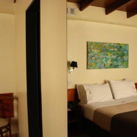 Hotel Viena Córdoba Extérieur photo