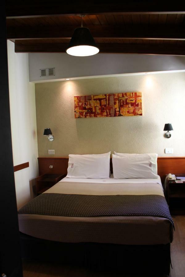 Hotel Viena Córdoba Extérieur photo