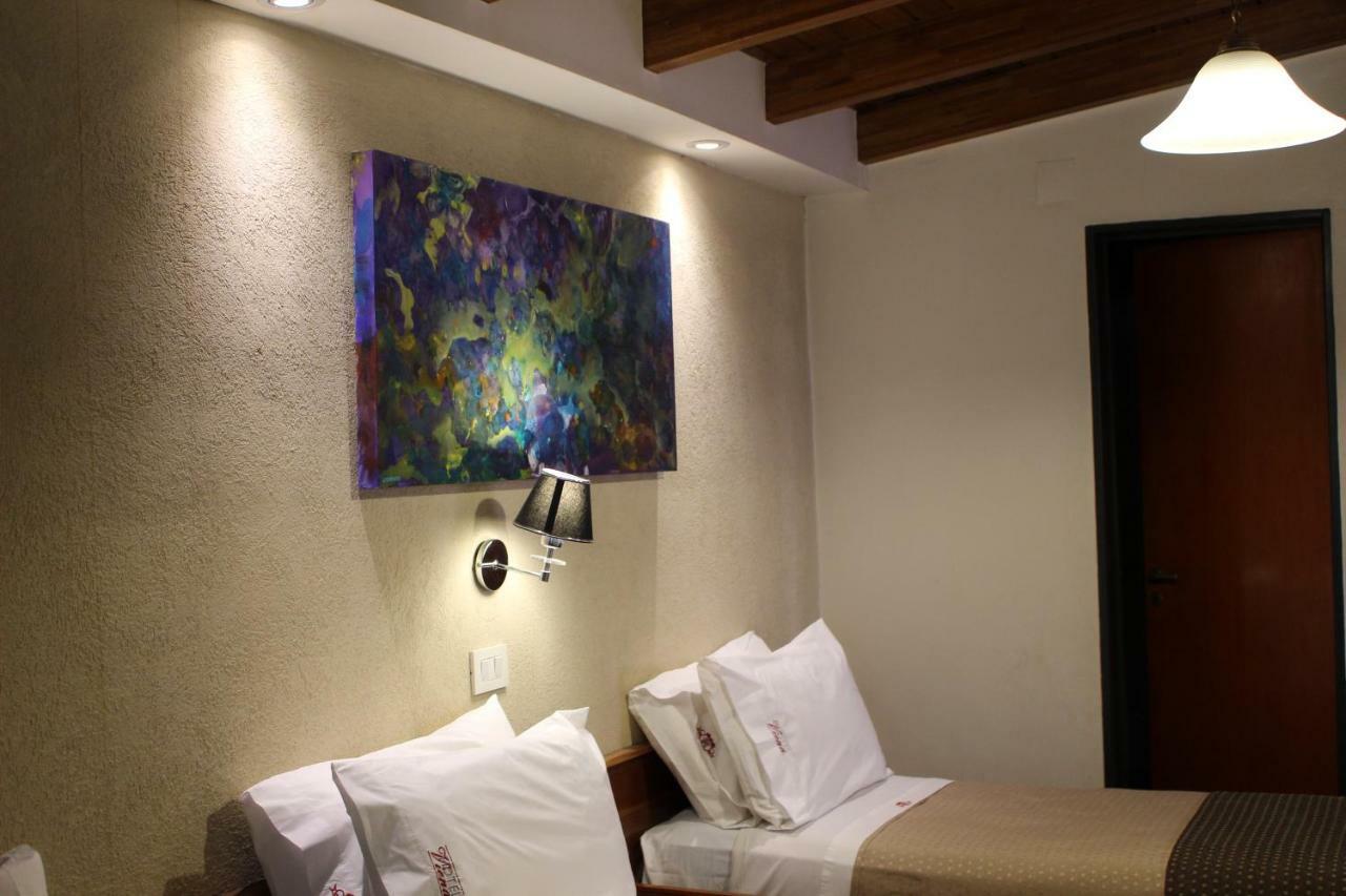 Hotel Viena Córdoba Extérieur photo